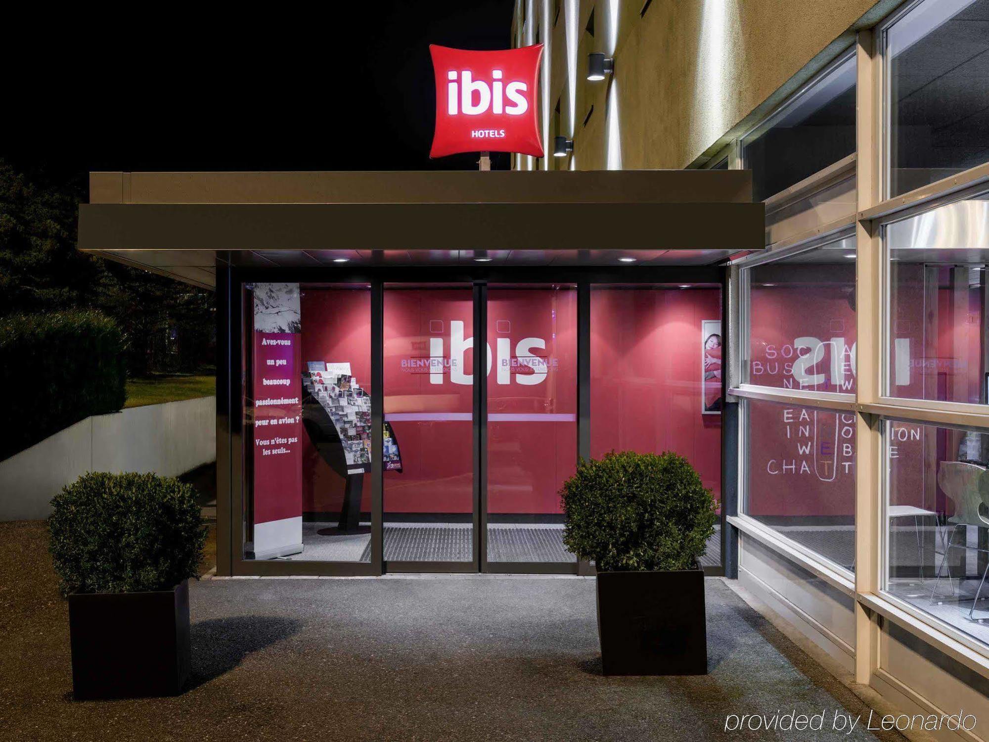 Ibis Geneve Aeroport 2*