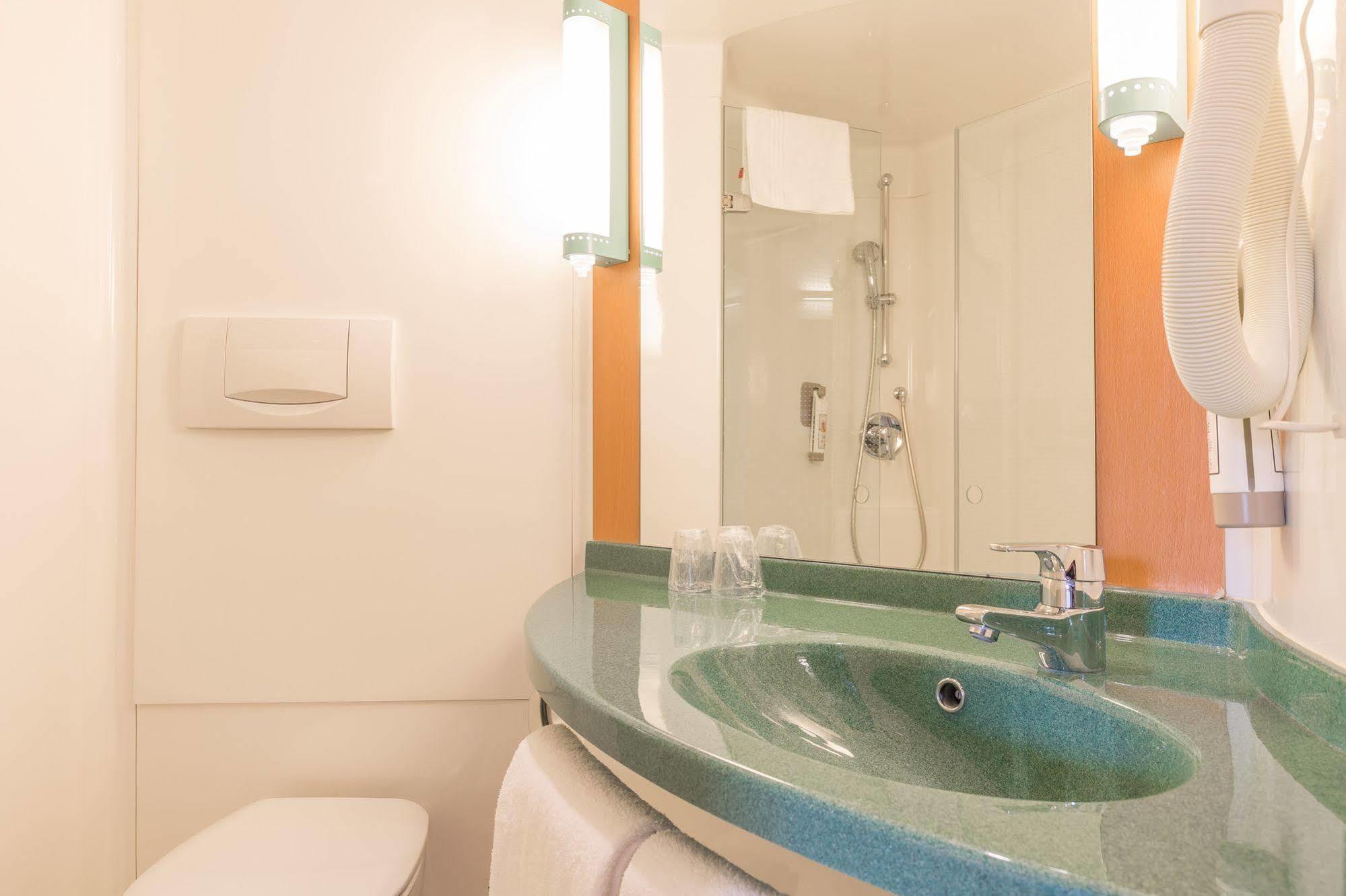 Ibis Geneve Aeroport Le Grand Saconnex